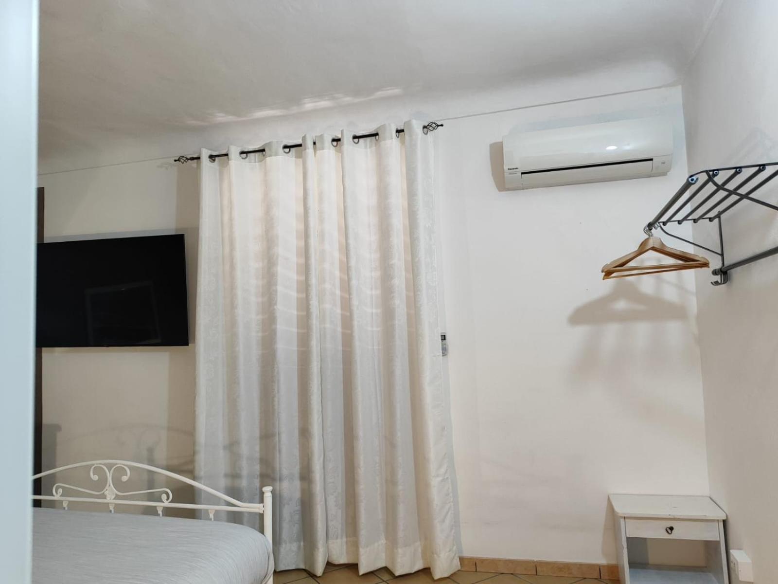 Bed And Breakfast Alberini Noto Luaran gambar