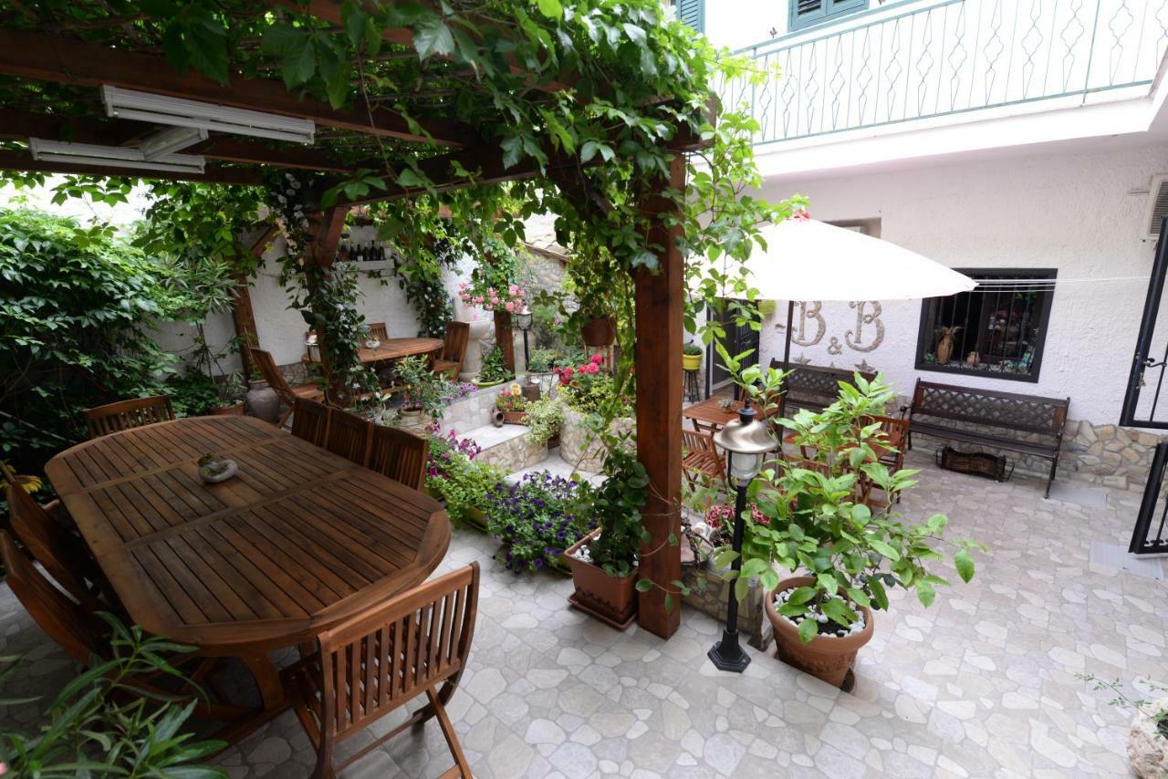 Bed And Breakfast Alberini Noto Luaran gambar